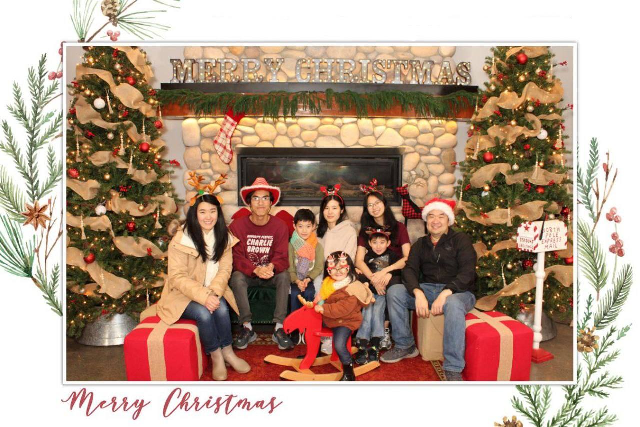 KAWAN community members gathering at Evergreen Christmas Lights in 2025